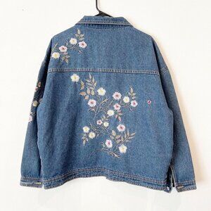 Caara Size M Embroidered Soft Side Floral Oversized Denim Jacket Trucker
